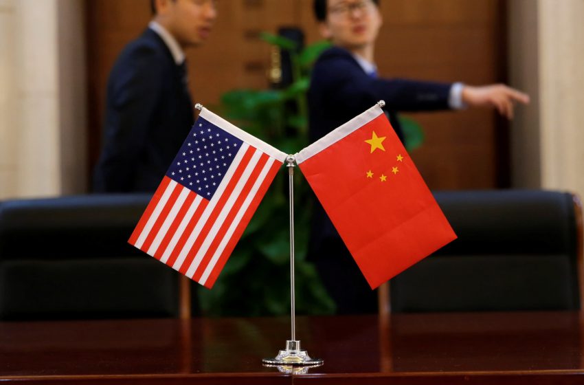  China Vows to Retaliate as US Hikes Tariff on Chinese Goods